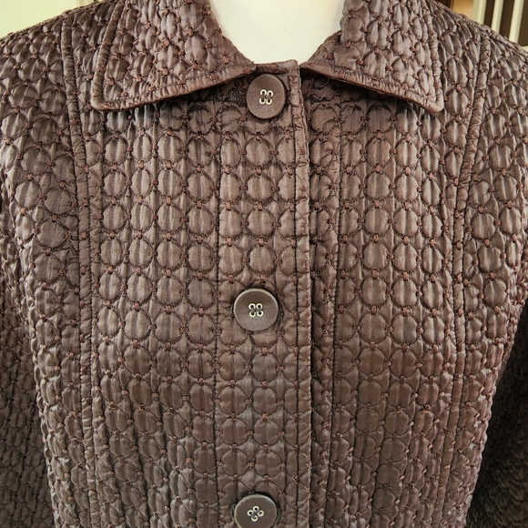 Chico’s- Dark Brown Quilted Button Front Jacket  Chico's Size 1 - Picture 5 of 9